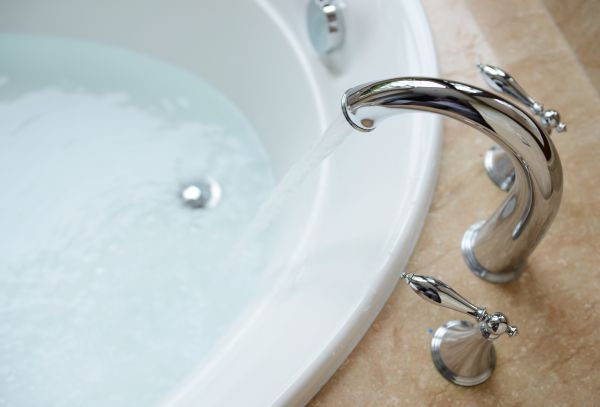 Cost of Tub Faucet Replacement in Arvada